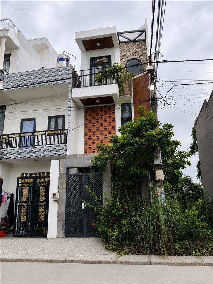 9 triệu/tháng  nhà nguyên căn 2 lầu thiết kế không gian vừa ở, văn phòng nguyễn duy trinh 9tr