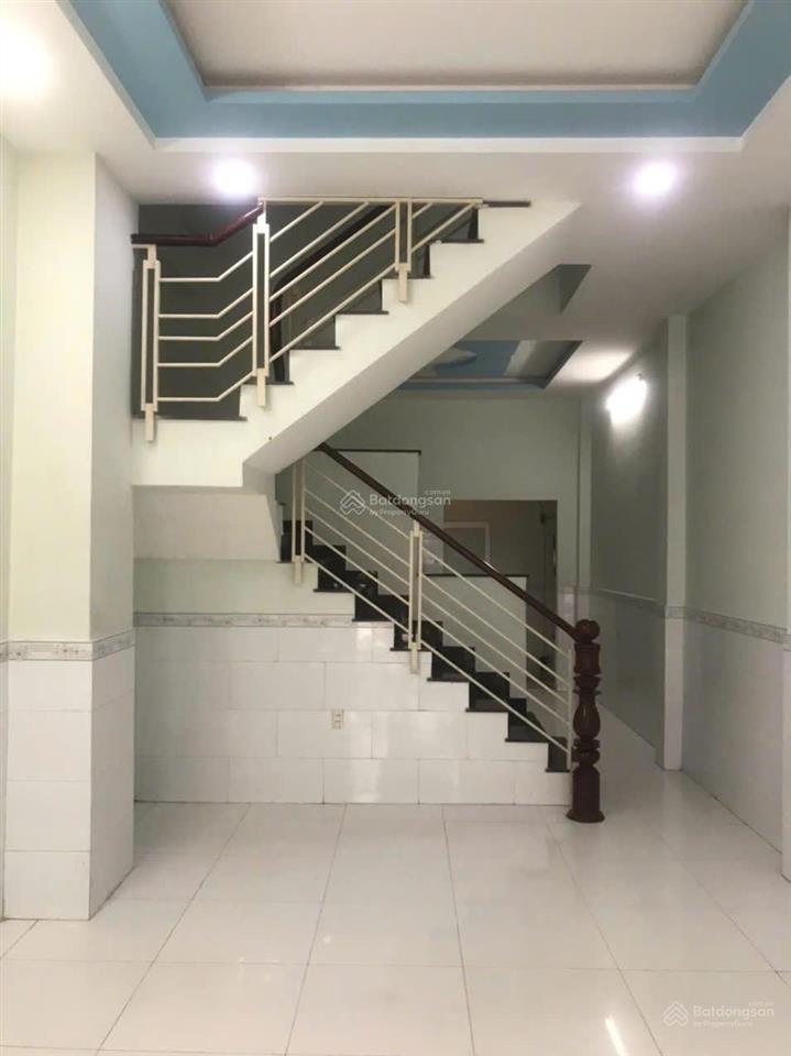 7 triệu/tháng  nhà nguyên căn 1 lầu 2 phòng ngủ khu an ninh nguyễn duy trinh gần ubnd phường