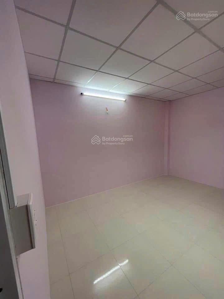 4.5 triệu/tháng  nhà cấp 4 có lửng đường xe hơi bùi xương trạch, cạnh trường cấp 1.2 long trường