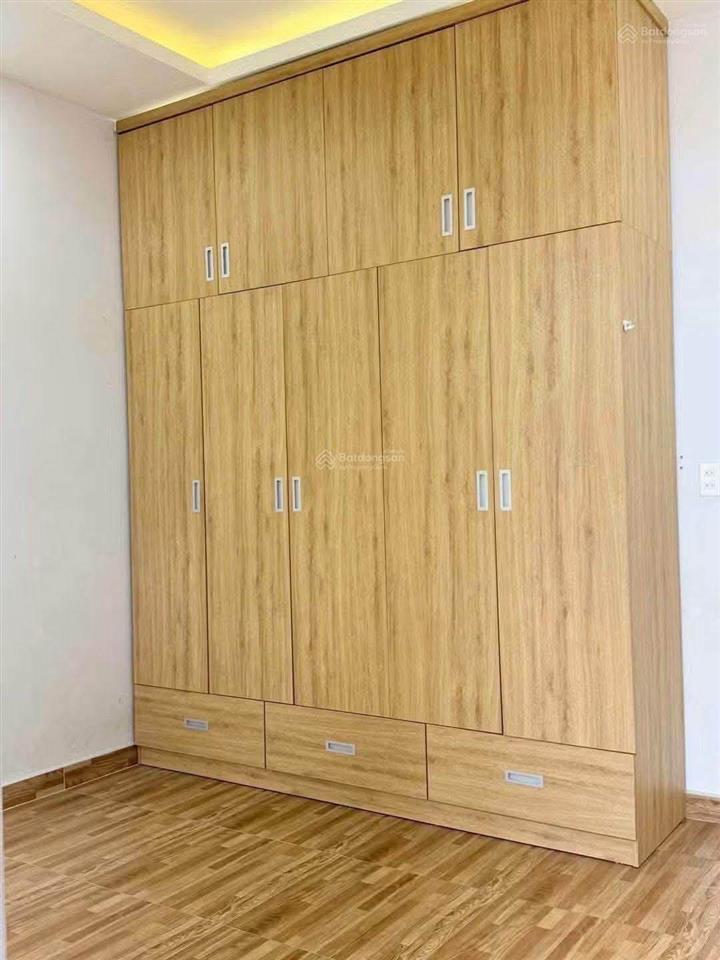 Nhà 2 lầu 3 phòng ngủ sân thượng đường xe hơi, khu an ninh nguyễn duy trinh  9 triệu/tháng