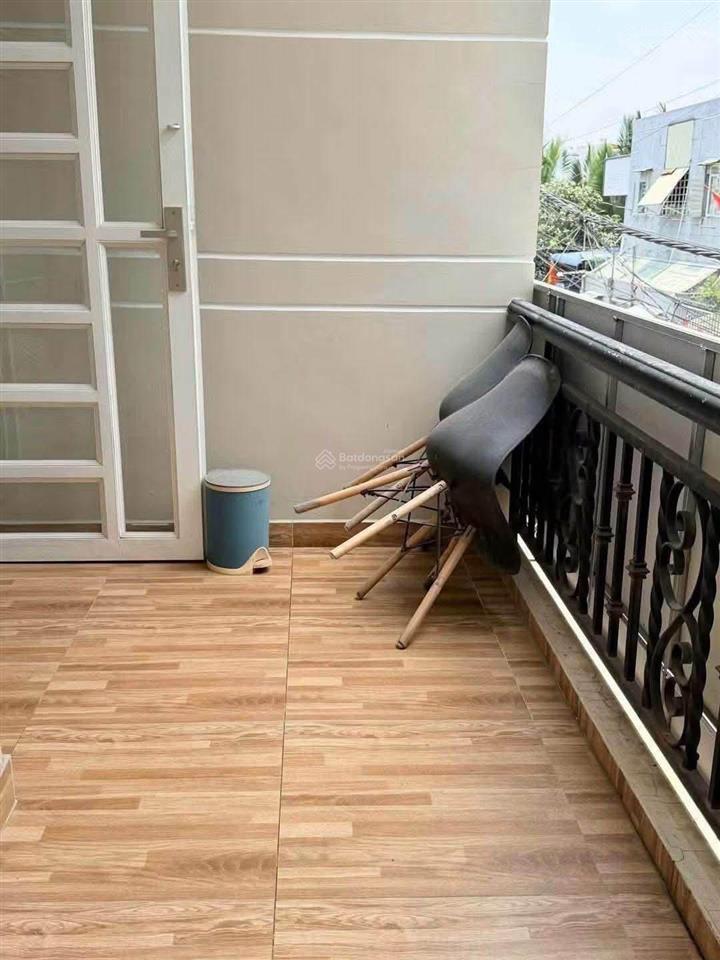 Nhà 2 lầu 3 phòng ngủ sân thượng đường xe hơi, khu an ninh nguyễn duy trinh  9 triệu/tháng