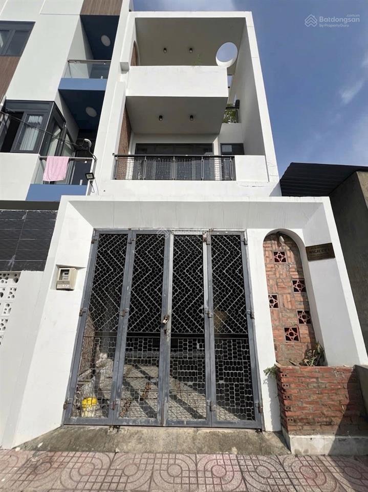 Nhà 2 lầu 3 phòng thiết kế ở, văn phòng cty, cạnh vinhome grand park  giá 10 triệu/tháng
