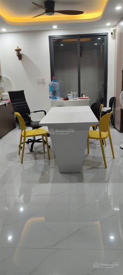 Nhà sạch sẽ khang trang kdc văn minh đường xe hơi 2 lầu 3pn nguyễn duy trinh  giá 12 triệu