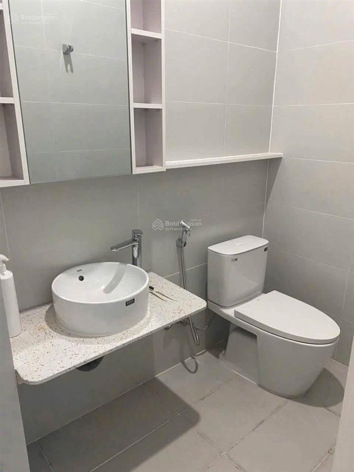 Nhà sạch sẽ khang trang kdc văn minh đường xe hơi 2 lầu 3pn nguyễn duy trinh  giá 12 triệu
