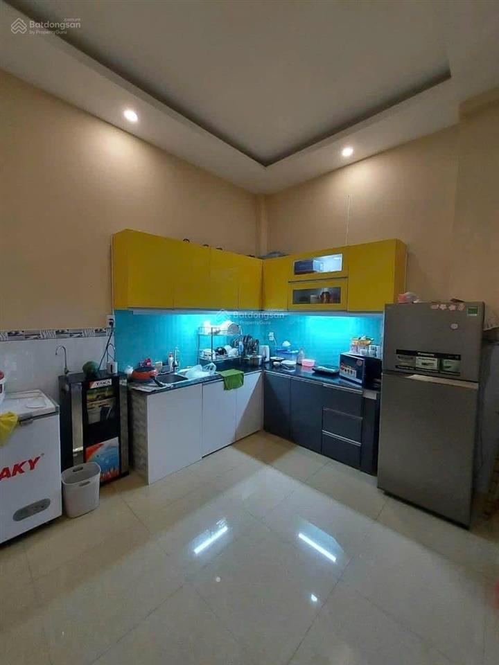 Nhà nguyên căn 3 phòng ngủ 2 lầu đường xe hơi nguyễn duy trinh  tam đa có nội thất  9 triệu