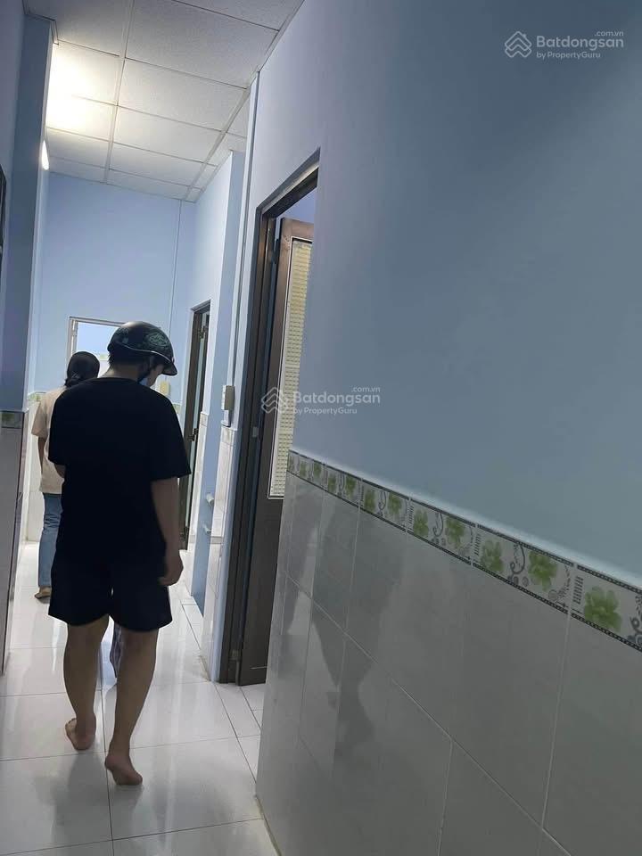 7 triệu/tháng  nhà nguyên căn 4 phòng ngủ hẻm lò lu cách vinhome q.9, kcn cao chỉ 5 phút