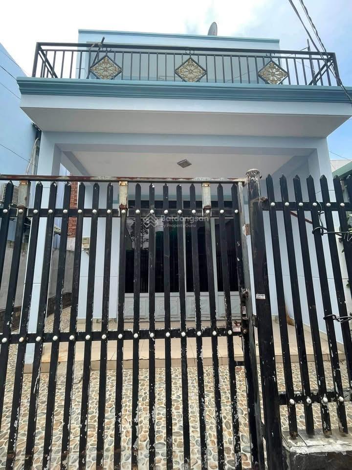 7 triệu/tháng  nhà nguyên căn 4 phòng ngủ hẻm lò lu cách vinhome q.9, kcn cao chỉ 5 phút