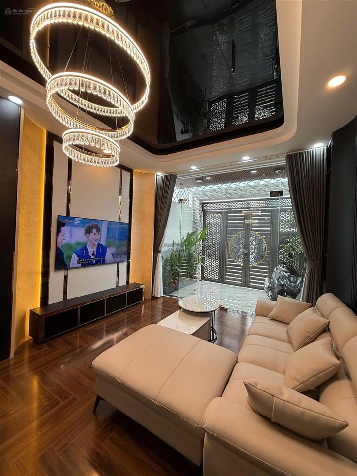 Nhà xinh thiết kế cực kỳ đẹp 2 lầu 4 phòng ngủ nguyễn duy trinh  17 triệu/tháng