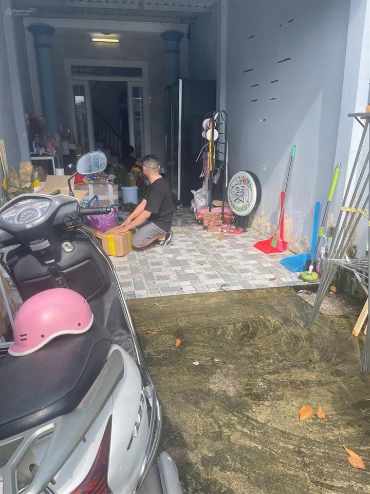 6 triệu/tháng  nhà nguyên căn 1 lầu 2 phòng ngủ đường long phước cách vinhome grand park chỉ 10p