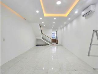 Cho thuê căn shophouse 2 lầu 4pn 4wc đường 12m đông tăng long  giá 13,5 triệu/tháng