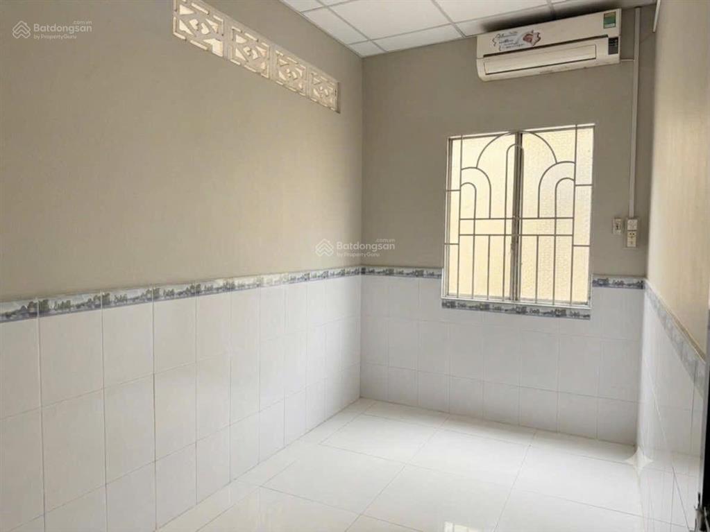 7 triệu/tháng  nhà nguyên căn 3 phòng ngủ 3 máy lạnh ngay ngã 3 nguyễn duy trinh  nguyễn xiển
