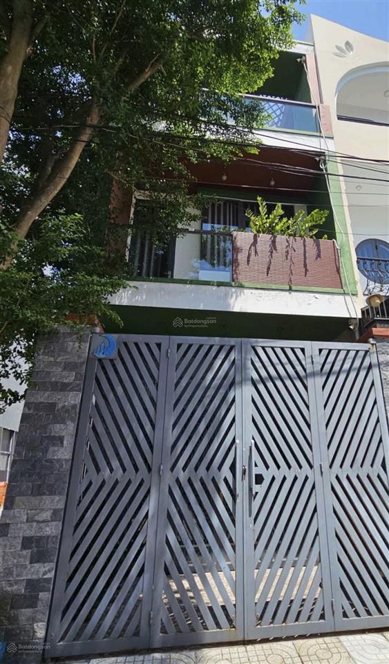 10 triệu/tháng  nhà 2 lầu 3 phòng ngủ đường thông 8m lò lu, gần vinhome  kcn cao q.9
