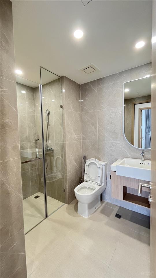 Chính chủ cho thuê ngay căn hộ 2pn masteri quận 9 view nội khu hồ bơi/2br 4rent