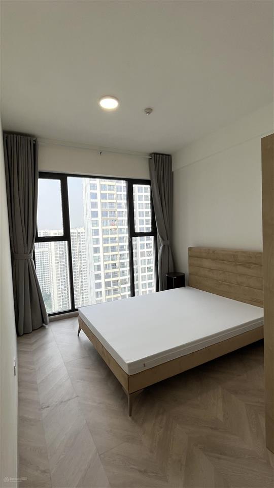 Chính chủ cho thuê ngay căn hộ 2pn masteri quận 9 view nội khu hồ bơi/2br 4rent