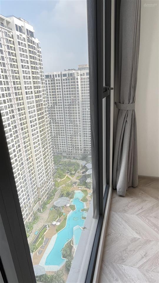 Chính chủ cho thuê ngay căn hộ 2pn masteri quận 9 view nội khu hồ bơi/2br 4rent