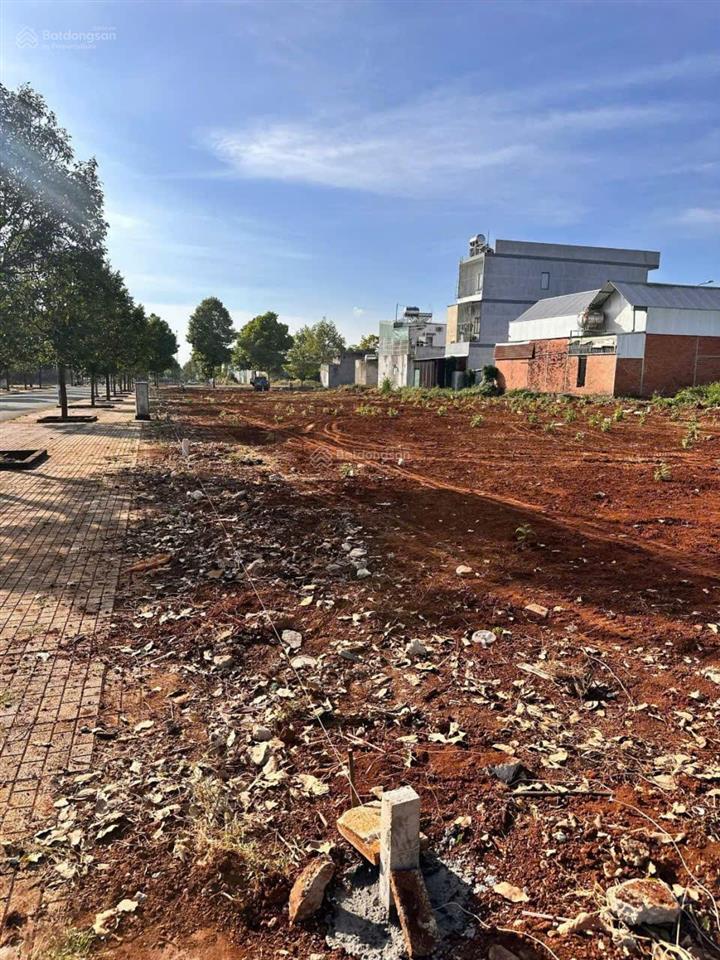 Bán đất tại quốc lộ 1a, thị trấn dầu giây, thống nhất, đồng nai, 15 triệu / m2, 240 m2