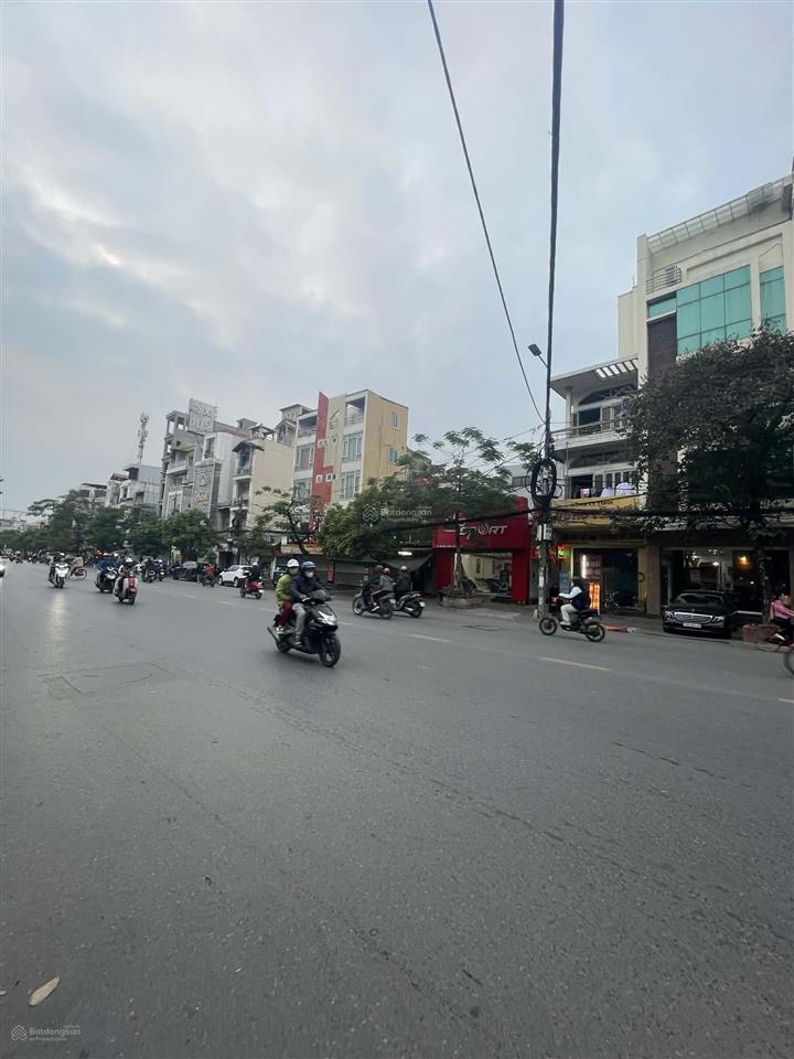  bán nhà mặt tiền rộng 4,5m mặt đường tôn đức thắng, gần ngã 4 an dương