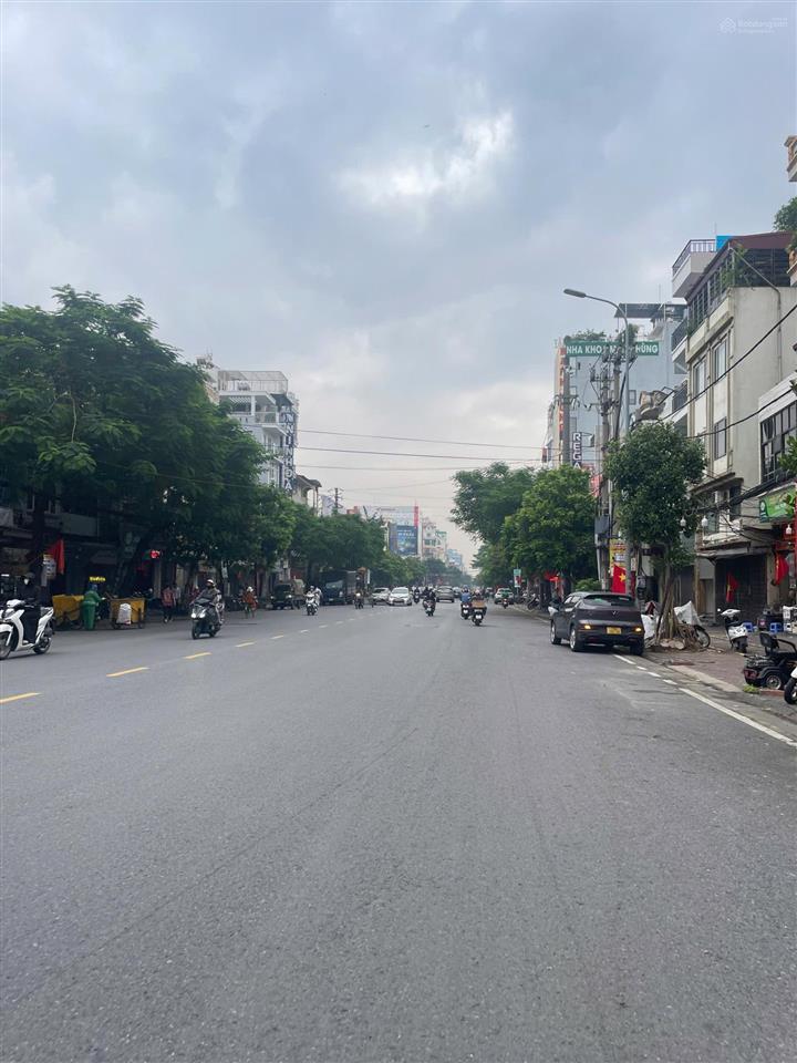  bán nhà mặt tiền rộng 4,5m mặt đường tôn đức thắng, đang cho thuê 30 triệu/tháng, giá 14 tỷ