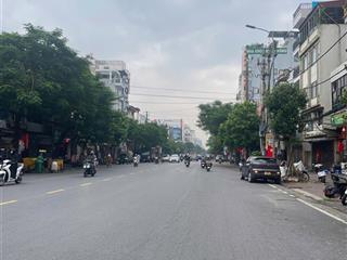  bán nhà mặt tiền rộng 4,5m mặt đường tôn đức thắng, đang cho thuê 30 triệu/tháng, giá 14 tỷ