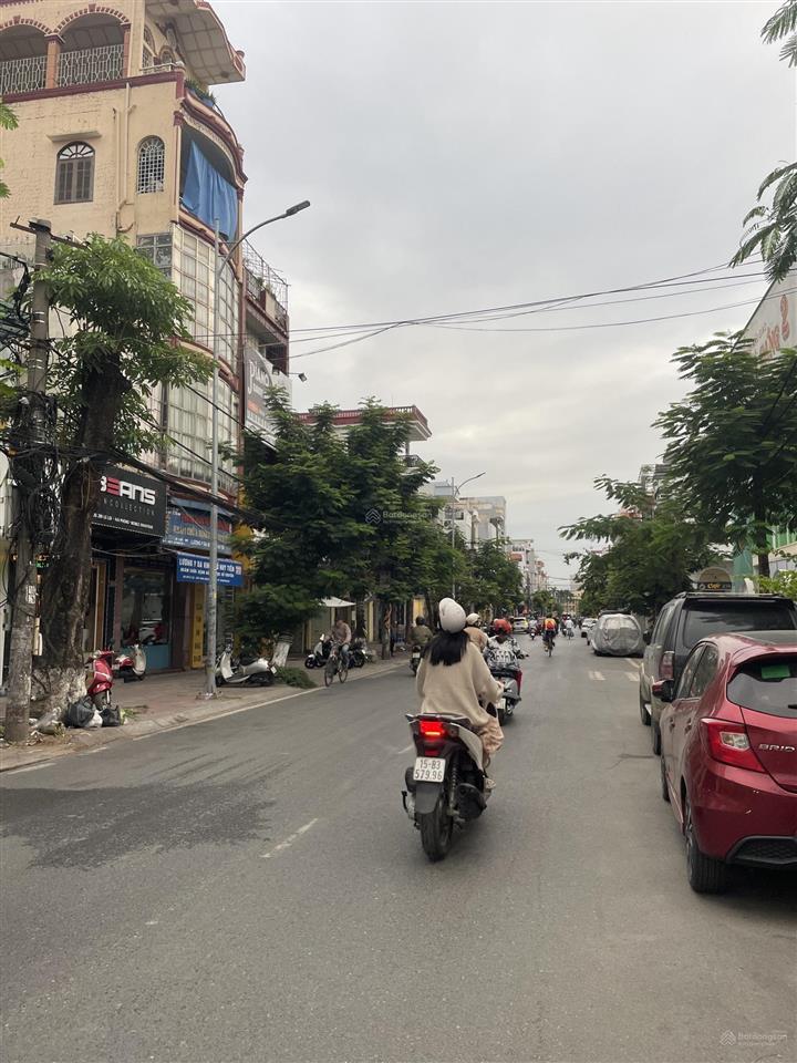 Bán nhà mặt tiền 5m mặt đường lê lợi, dt 139m2, giá 25 tỷ