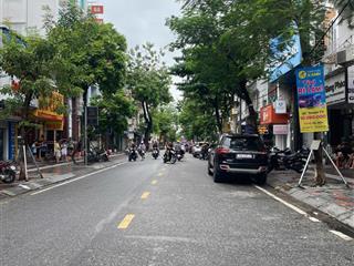 Bán nhà mặt tiền 7m đường hai bà trưng, dt 94m2, giá 11,2 tỷ