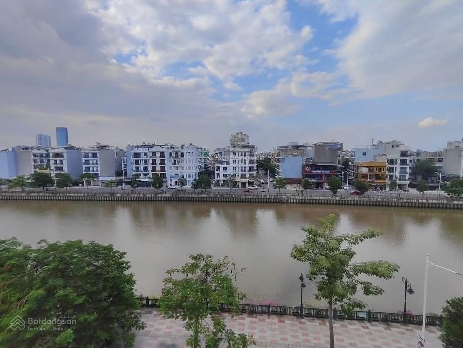 Bán nhà mặt tiền 7m đường hai bà trưng, dt 94m2, giá 11,2 tỷ