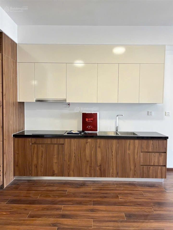 Bán căn hộ 2pn 2wc nhà mới p2, tặng máy giặt sấy, view đẹp, ht vay ngân hàng