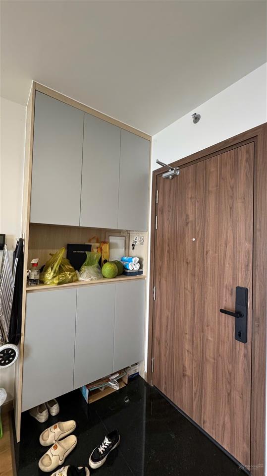 Bán căn hộ 2pn hướng đông view quận 1, full nt, ht vay ngân hàng