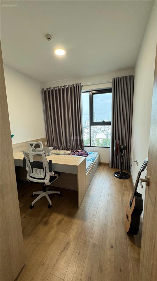 Bán căn hộ 2pn hướng đông view quận 1, full nt, ht vay ngân hàng