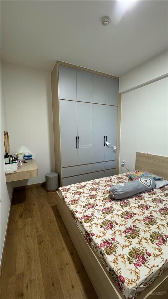 Bán căn hộ 2pn hướng đông view quận 1, full nt, ht vay ngân hàng