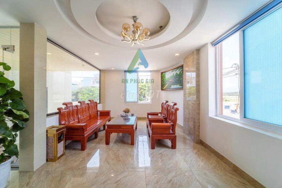 Cần cho thuê khách sạn góc 2mt đường Minh Mạng 34 phòng, P.Khuê Mỹ