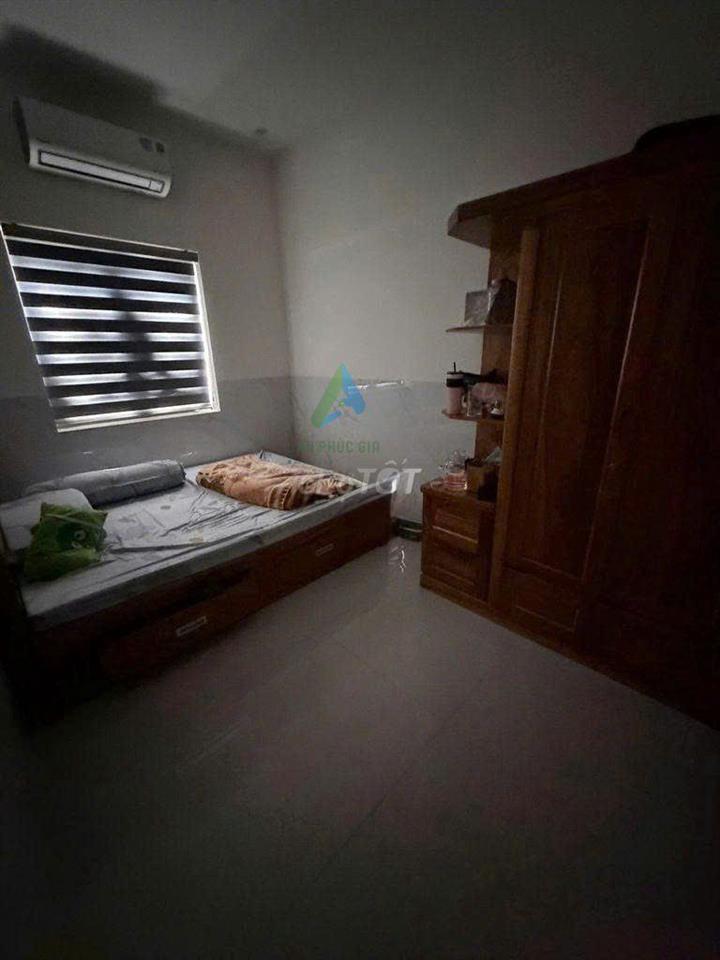 Cần cho thuê nhà 2 tầng đường Văn Tiến Dũng, Hòa Xuân full nội thất