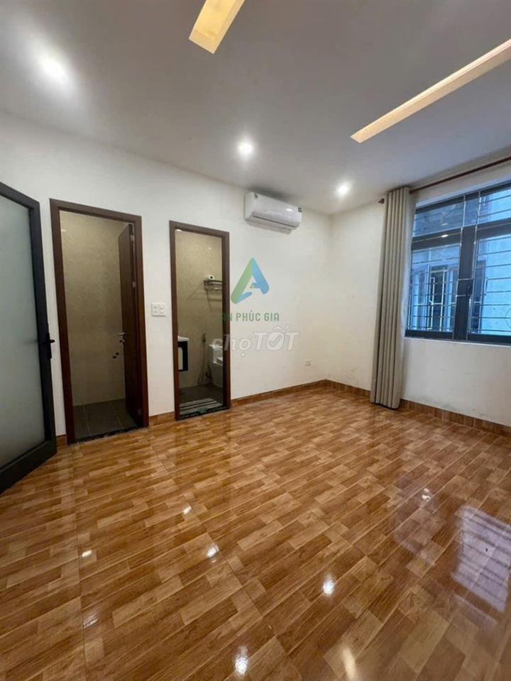 Cần cho thuê nhà 3 tầng đường Nguyễn Mậu Tài, Hòa Xuân vị trí đẹp