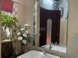 Cần cho thuê nhà 2,5 tầng đường Mỹ Đa Đông 8, P.Mỹ An