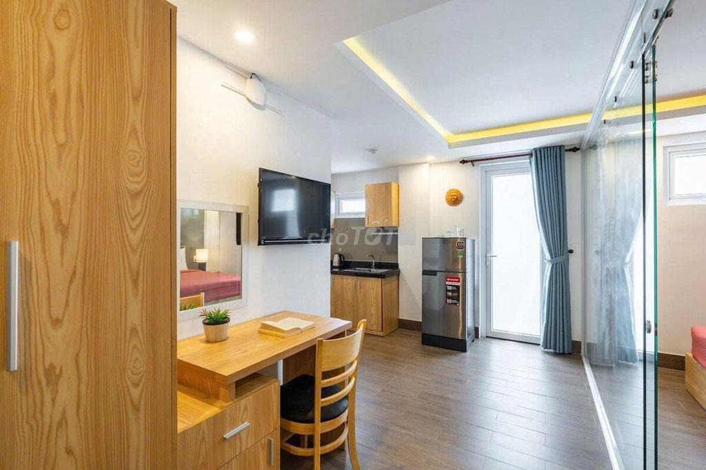 Cần cho thuê tòa căn hộ 6 tầng 17 phòng đường Mỹ Đa Đông 12, P. Mỹ An