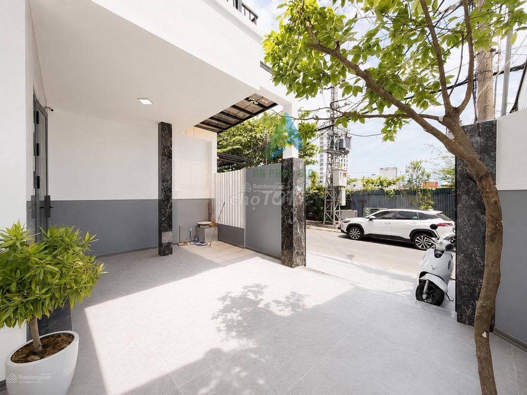 Cần cho thuê nhà 2 tầng đường Phạm Văn Bạch, Hải Châu full nội thất