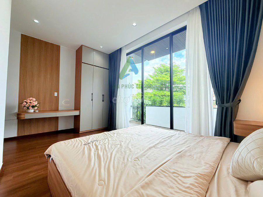 Cần bán nhà 3 tầng đường Thanh Lương 10, Hòa Xuân full nội thất