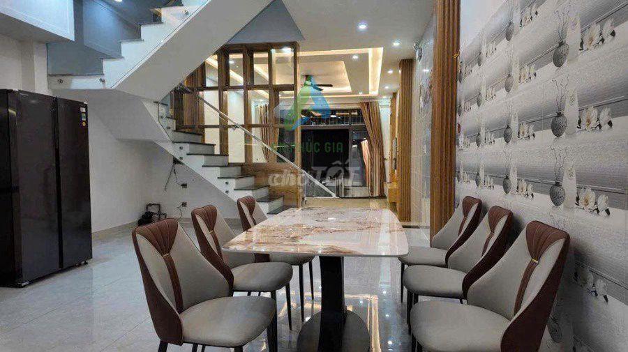 Cần cho thuê nhà 4 tầng đường Phan Triêm, Hòa Xuân full nội thất