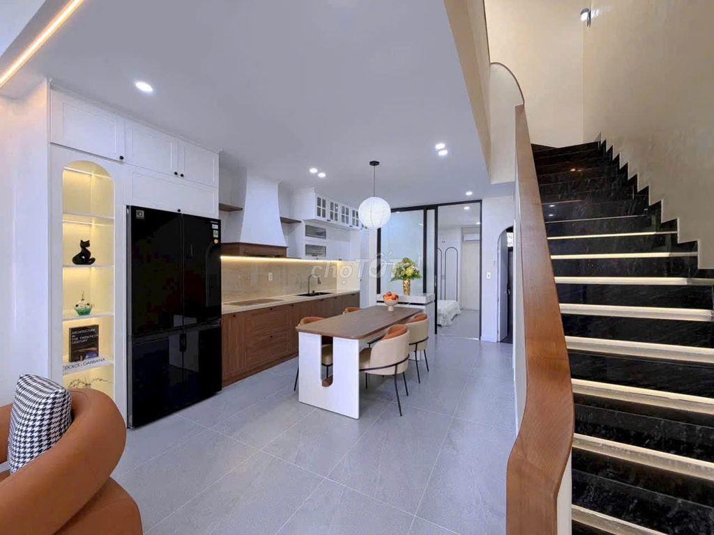 Cần cho thuê nhà đẹp 3 tầng đường Thanh Lương 18, Hòa Xuân 