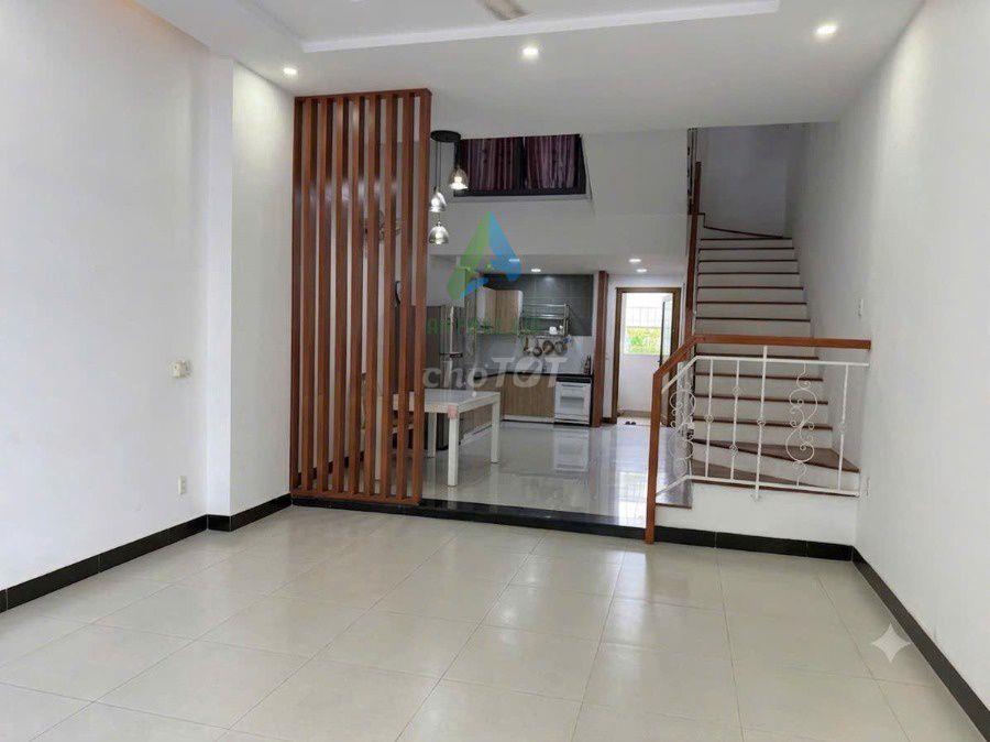 Cần cho thuê nhà 2 tầng đường Khuê Mỹ Đông 7. P.Ngũ Hành Sơn