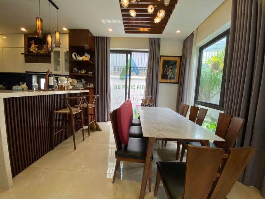 Cần cho thuê nhà biệt thự 3 tầng đường Tôn Thất Dương Kỵ, Hòa Xuân
