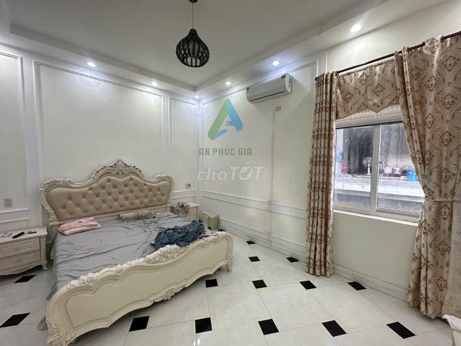 Cần cho thuê nhà 3 tầng đường Bằng Lăng 1, Sơn Trà full nội thất