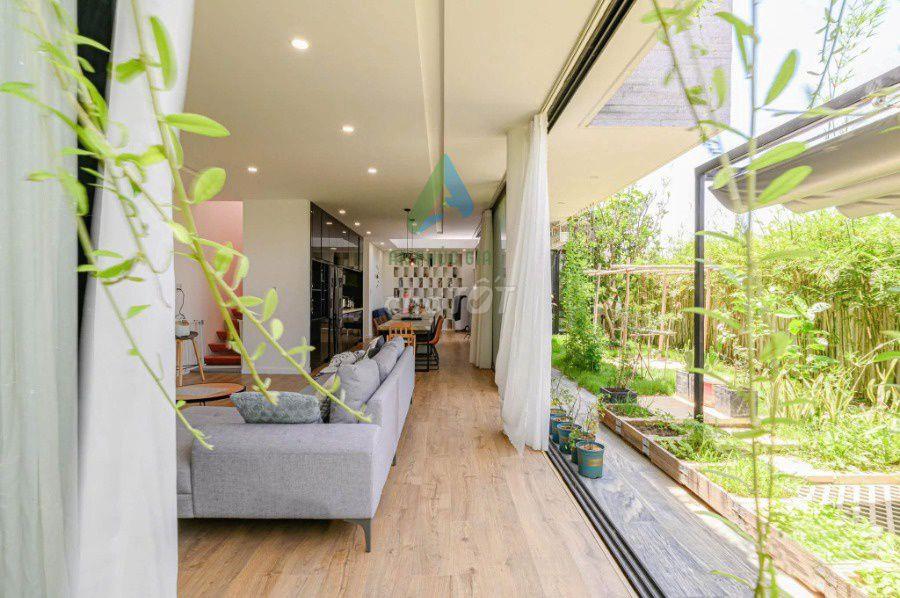 Cần cho thuê nhà 2 tầng đường Bờ Quan 3. P.Ngũ Hành Sơn full nội thất