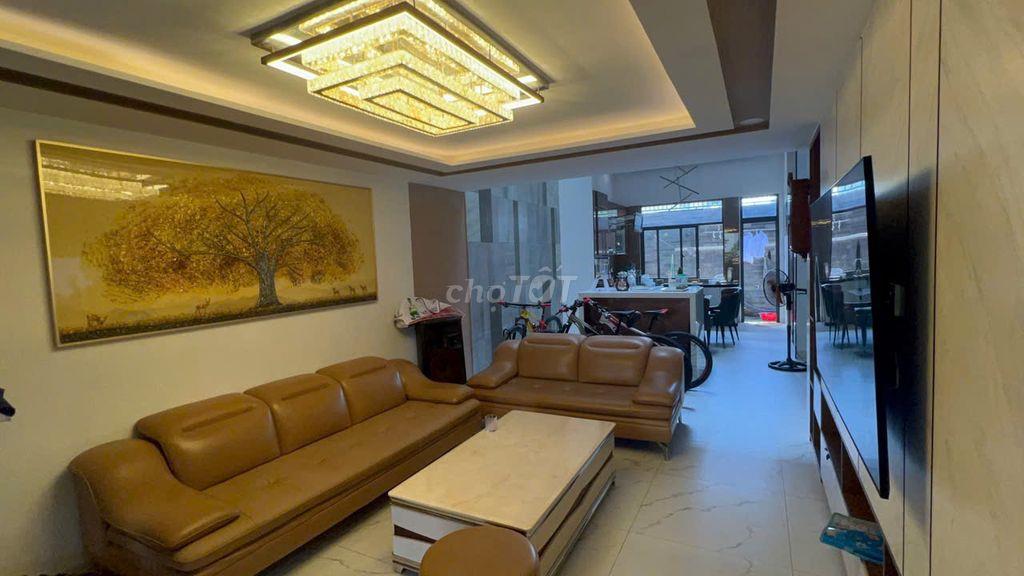 Bán nhà 4 tầng đường Hồ Trung Lượng, Hòa Xuân full nội thất cao cấp