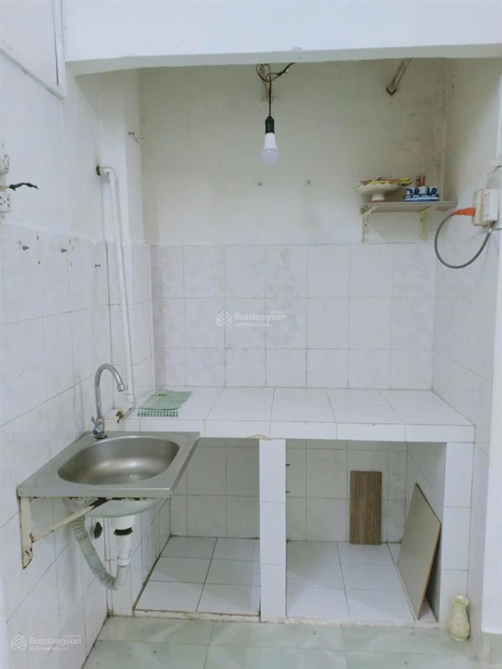 Chung cư mini trần hưng đạo  q1  siêu rẻ 4,5tr thương lượng 30m2