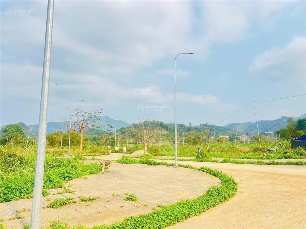 Bán lô liền kề sẵn sổ đỏ khu đô thị trung tâm huyện đà bắc