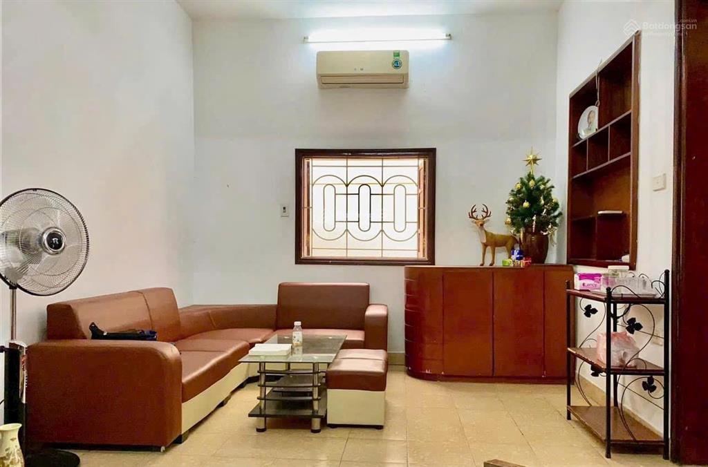 Cho thuê căn hộ tập thể tại trung tâm hà nội