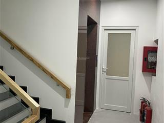 Cho thuê văn phòng 121121a nguyễn văn lượng, 120 triệu, 900m2, 6 tầng, 12wc