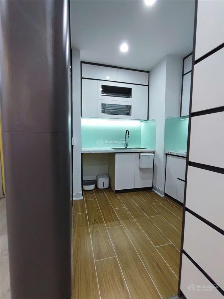 Sổ đỏ chính chủ bán nhanh chcc view thoáng, full nội thất 80m 2ngủ 2wc tòa hemisco xa la hà đông