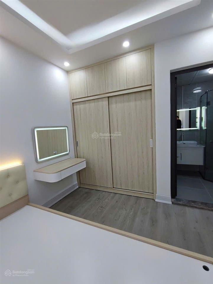Sổ đỏ chính chủ bán nhanh chcc view thoáng, full nội thất 80m 2ngủ 2wc tòa hemisco xa la hà đông